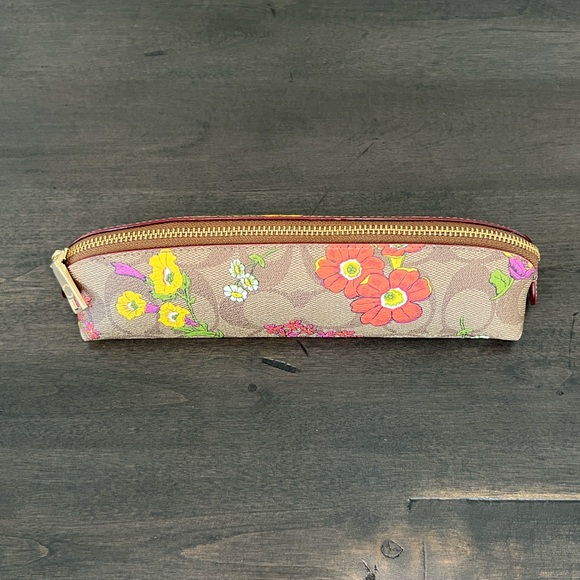 Coach Signature Canvas w/ Floral Print Notebook and Pencil Case Set - Picture 10 of 16